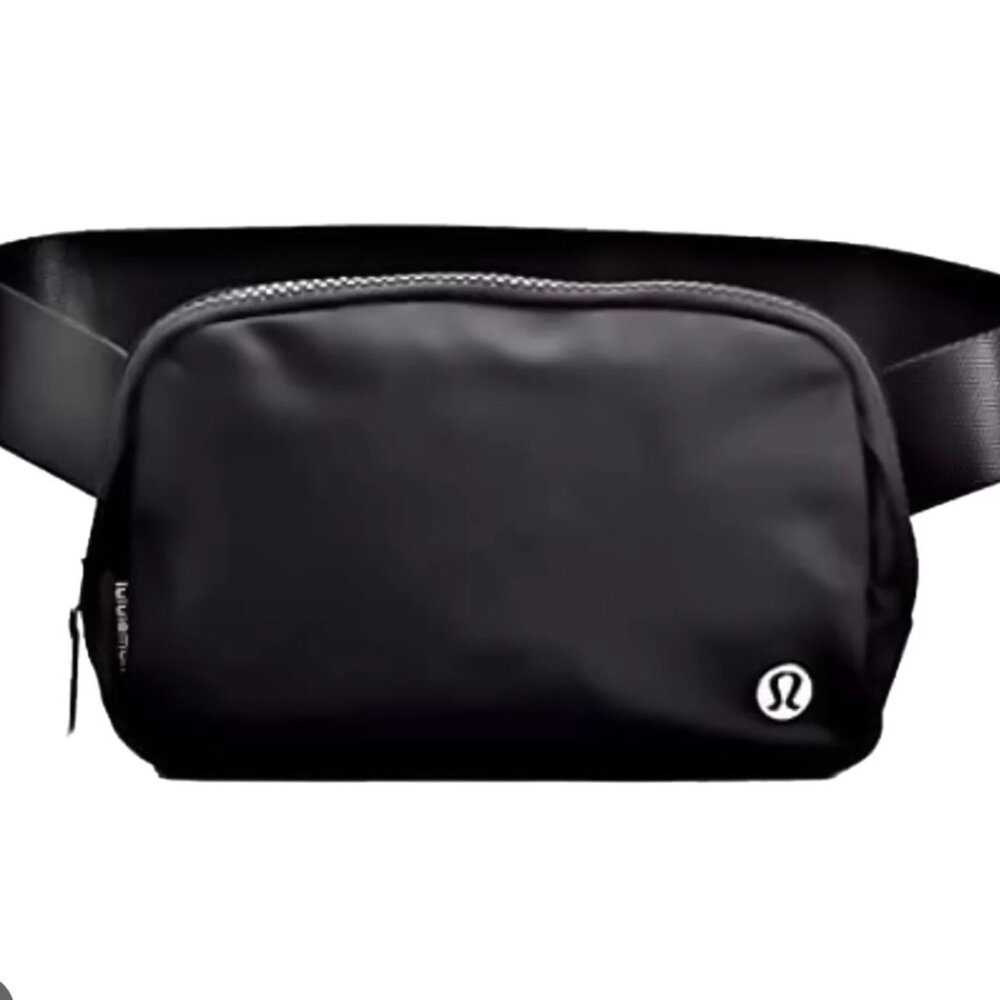 Lululemon Athletica Everywhere Belt Bag 1L (Black)